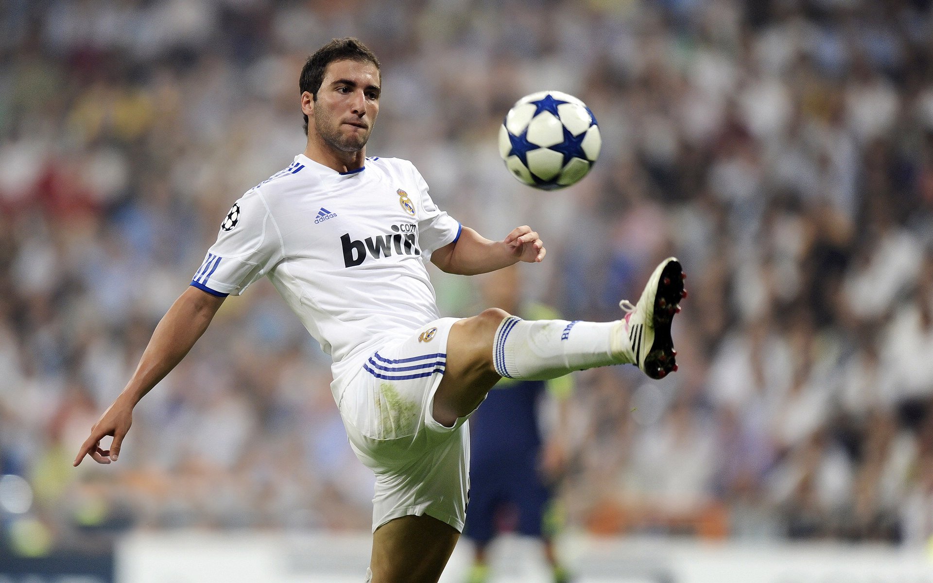 这一扣让全场疯狂